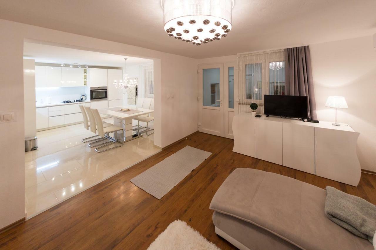 Apartman Korina Otocac Luaran gambar